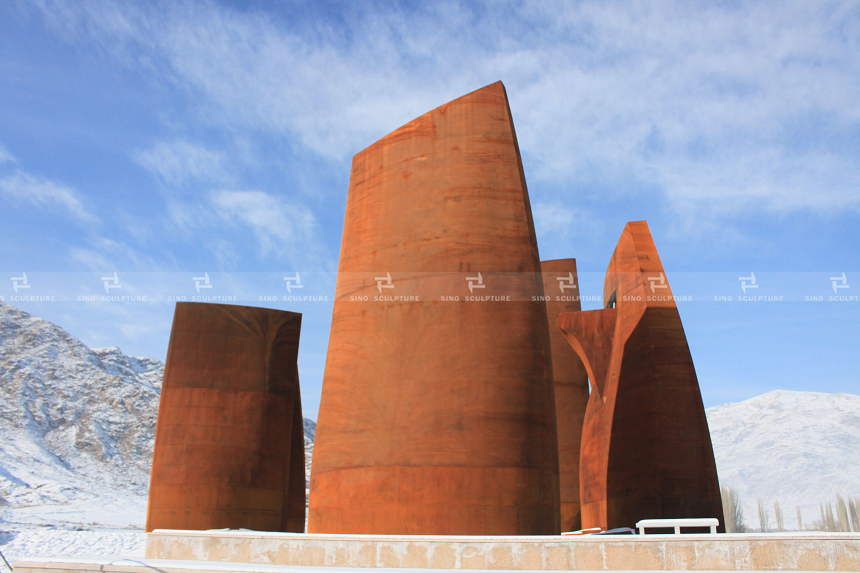 art-monument-corten-steel-sculpture-rust-steel-monumental-art-sculpture.jpg