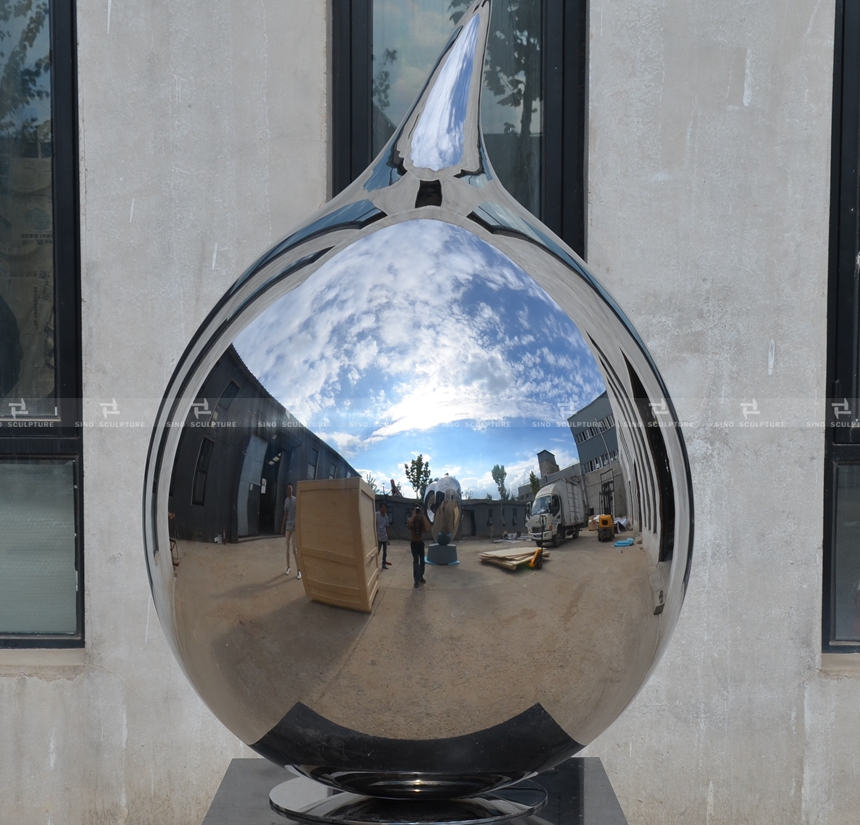 High-Refelction-Mirror-stainless-steel-sculpture-monumental-sculptures.jpg