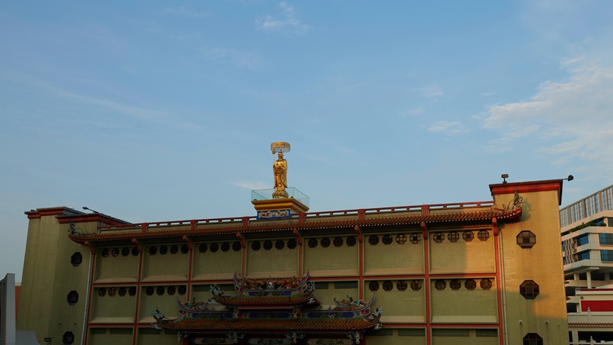 Finished the installation of the buddha sculpture at Singapore , Jan 2021