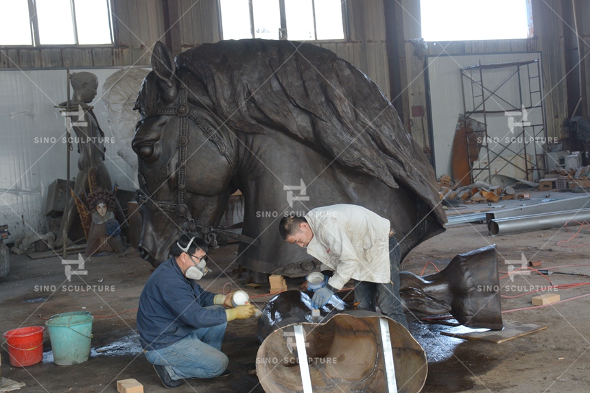 Casting-Bronze-Sculpture-Patina-Surface-Treatment